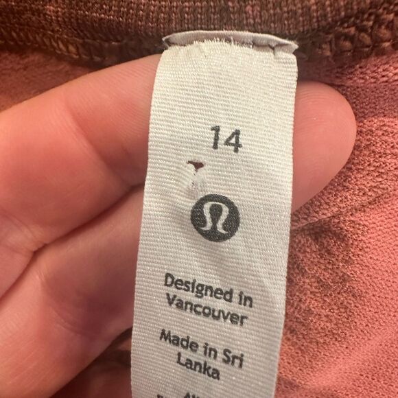 Lululemon swiftly tech short sleeve shadow blossom - Picture 4 of 5